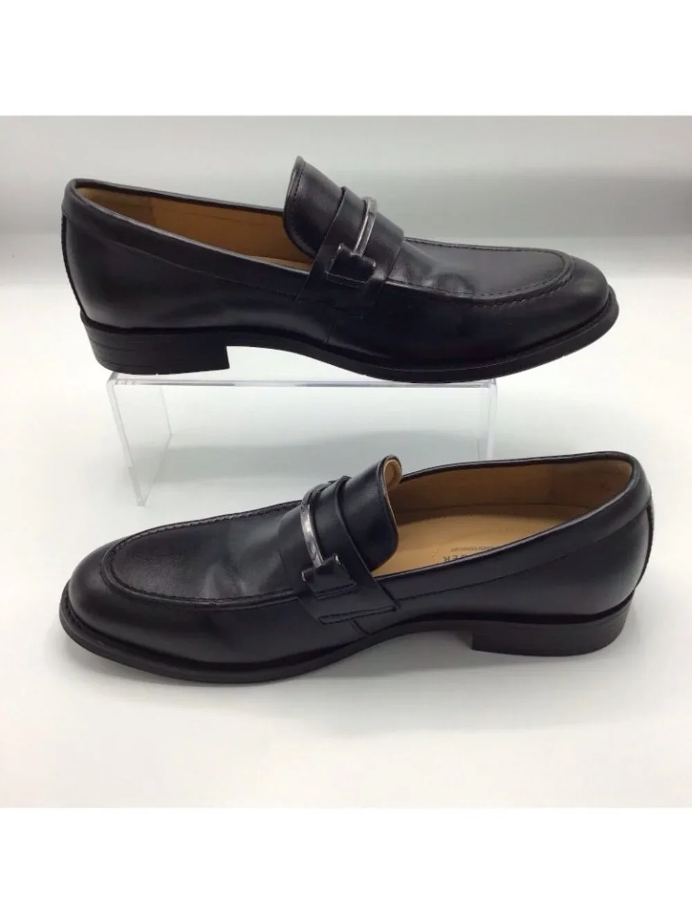 Tommy Hilfiger Men’s Black Leather Slip-On Dress Loafers 10 Memory Foam